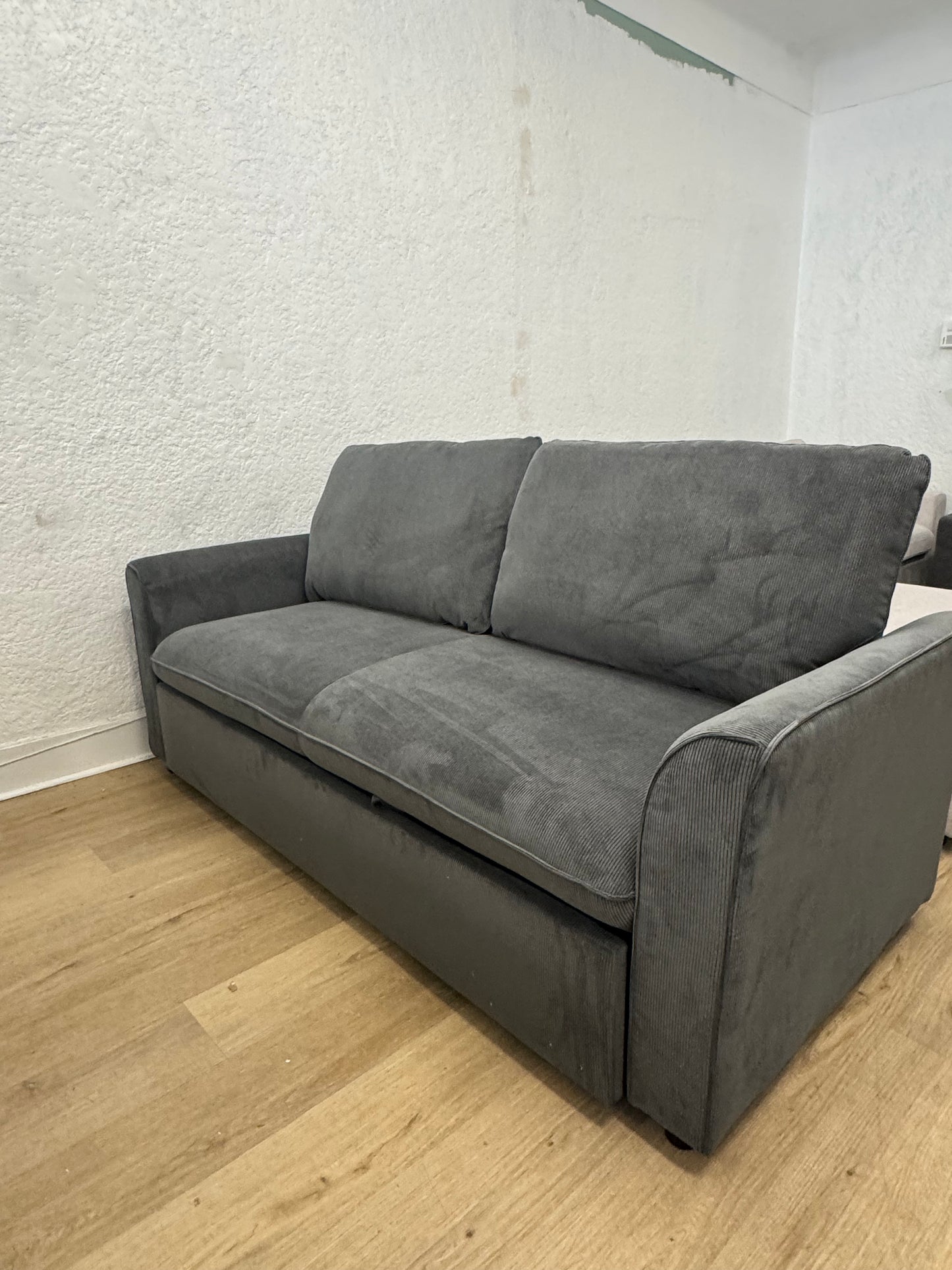 BAXTER Two-Seater Pullout Sofa Bed