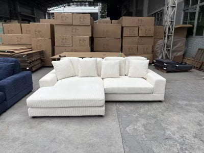 LORE Plunge Sectional