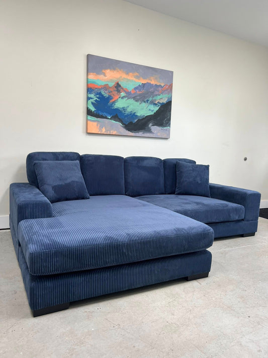 LORE Plunge Sectional